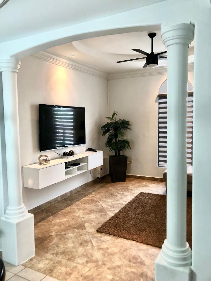 Casa Bonita Cerca De Zona Dorada Villa Mexicali Buitenkant foto
